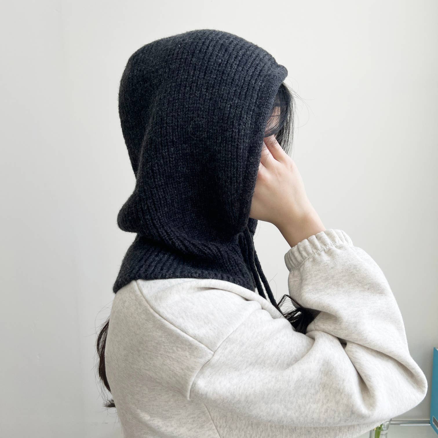 Strikket Balaklava I Ull Med Hette
